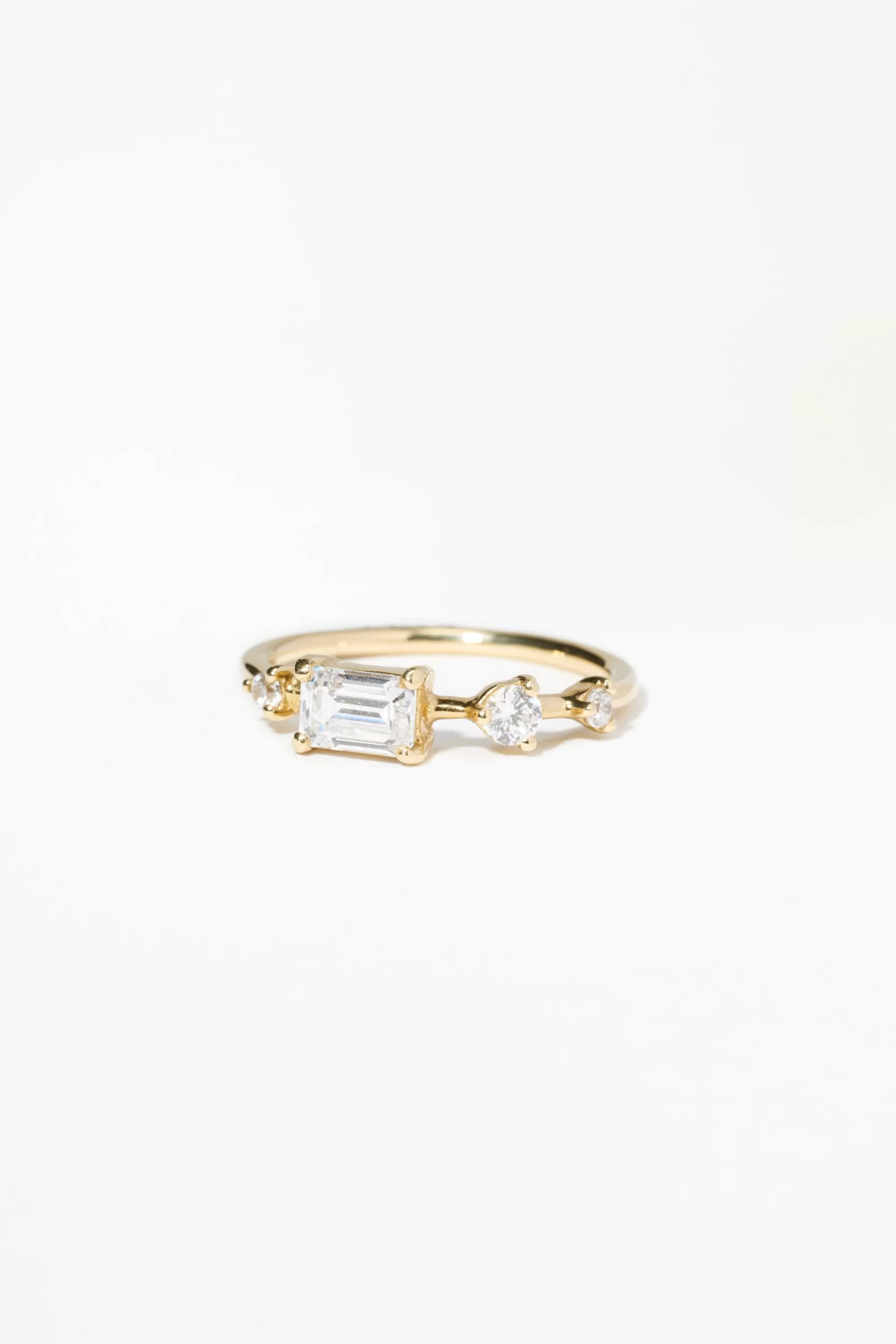 Discount Medium Landscape Ring Rings