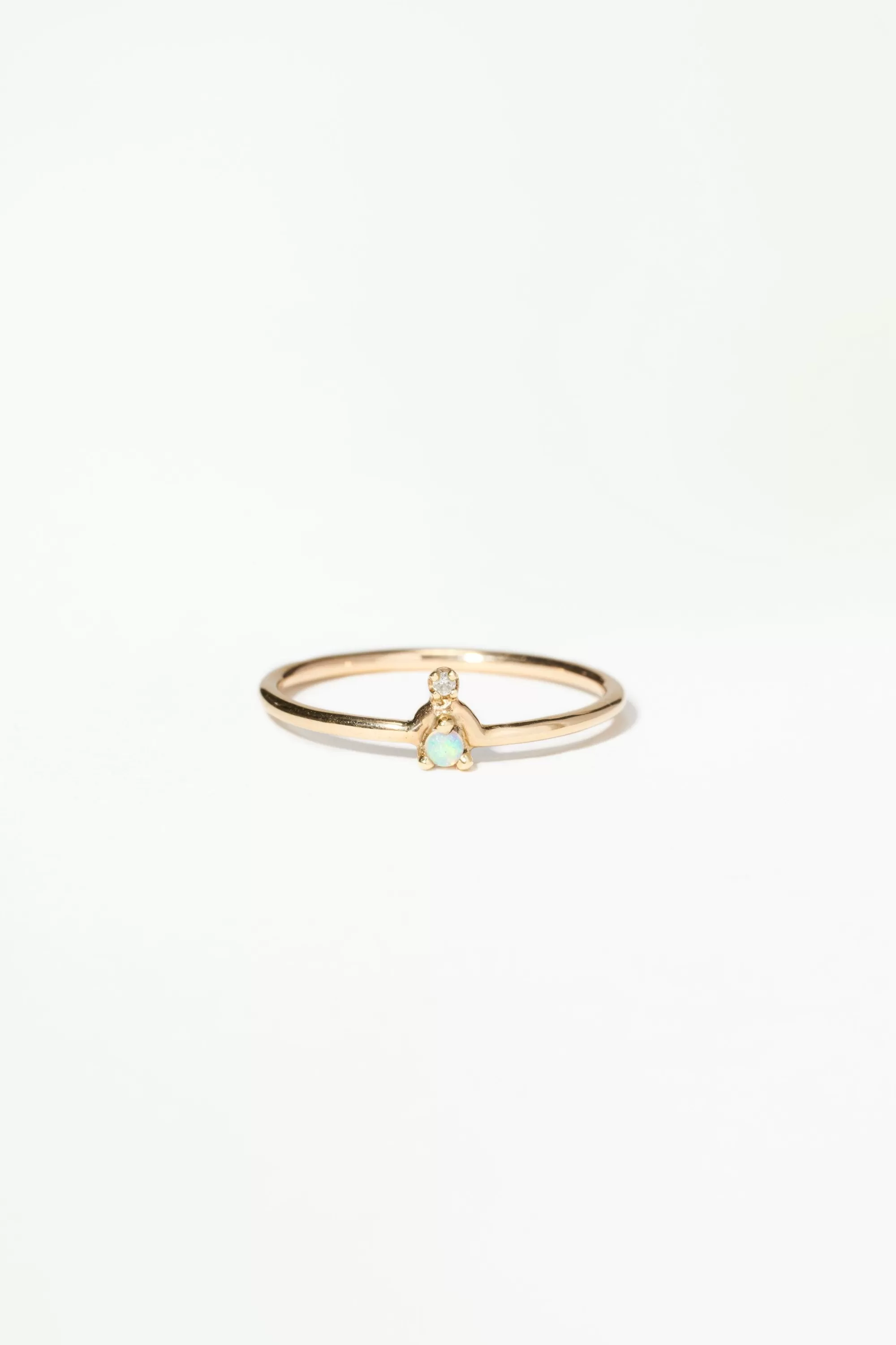 Store Mini Nestled Ring Rings