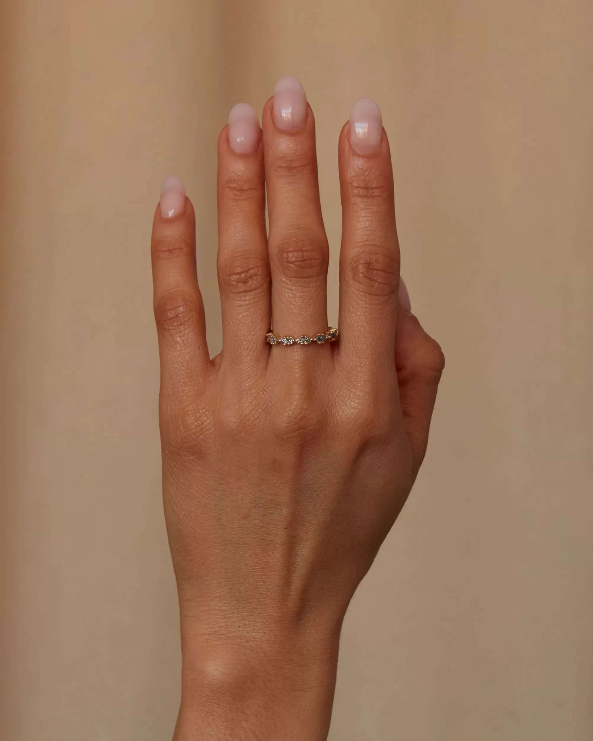 Store Pathway Eternity Ring - Grey Diamond Gradient Rings