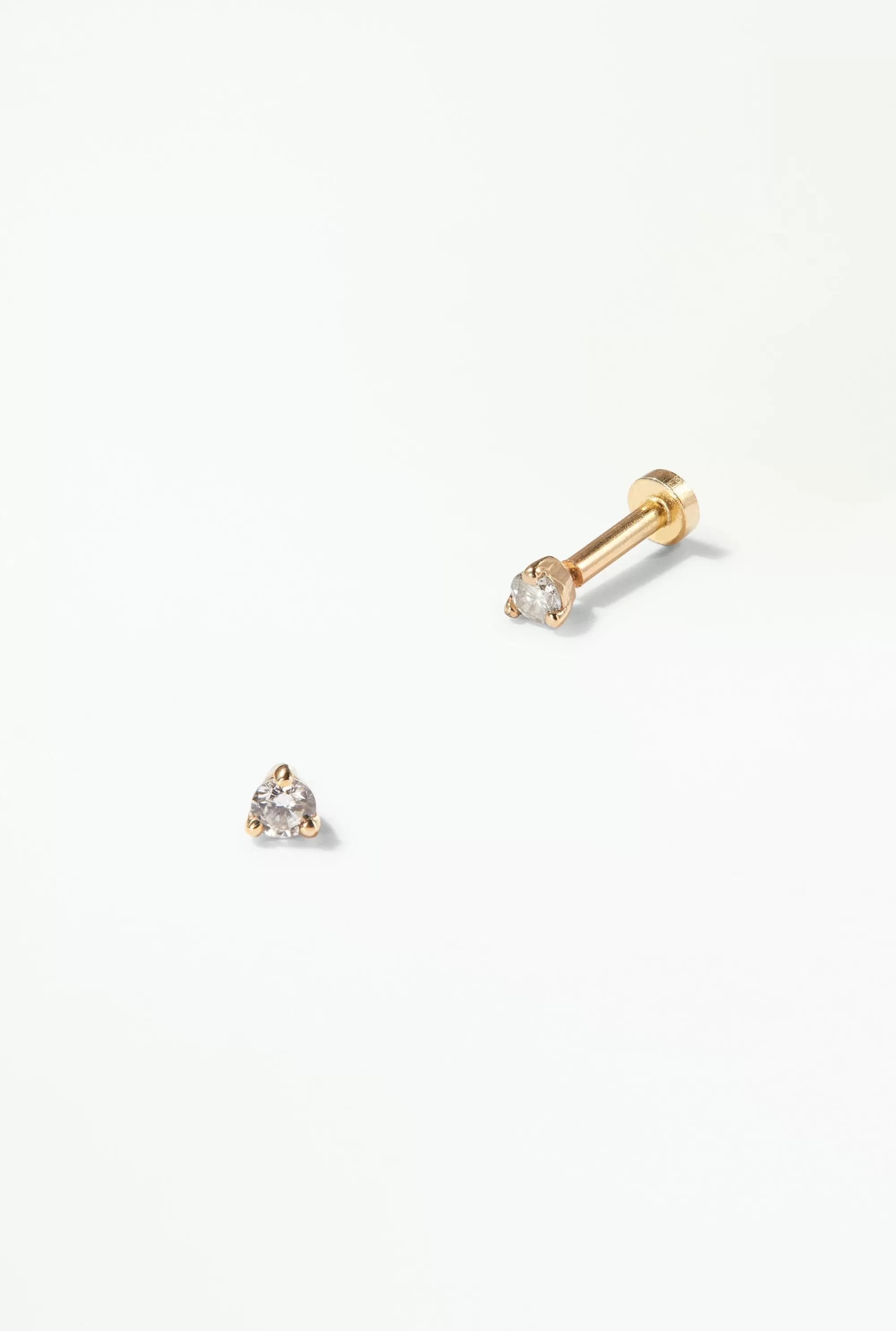 Best Small Brilliant Diamond Stud - Flat Back - Single Piercing