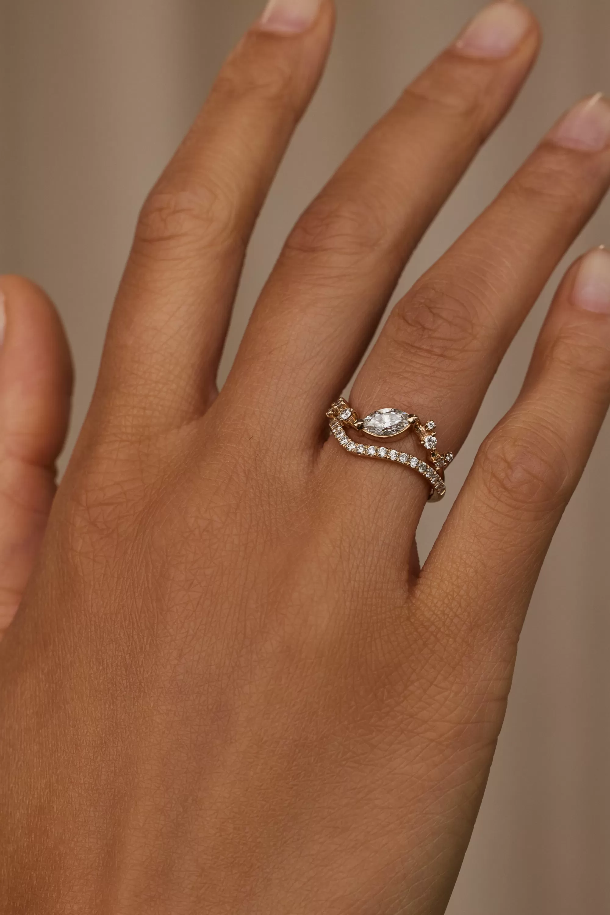 Discount Small Marquise Crossover Ring Rings