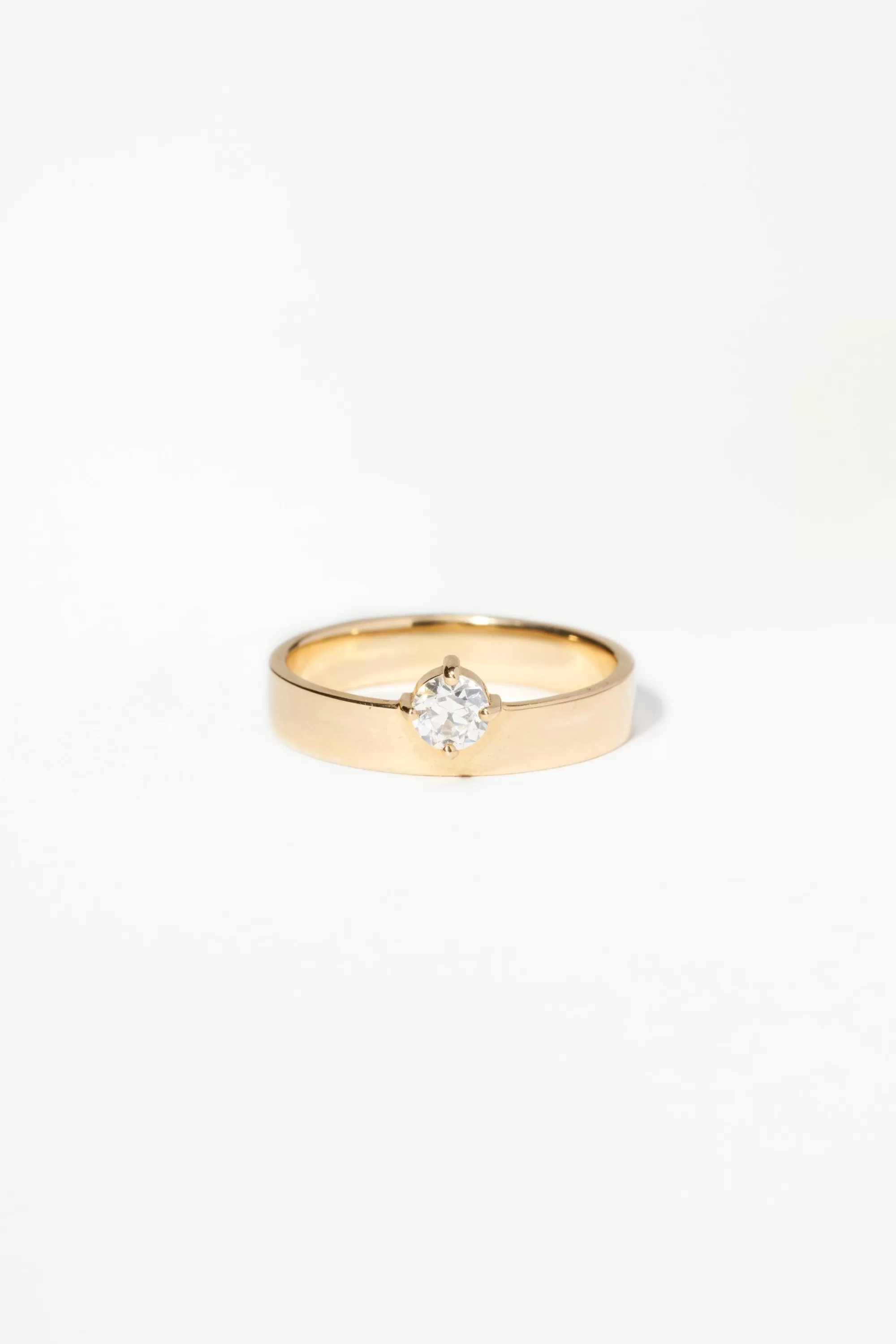 Fashion Small Round Diamond Monolith Ring Rings